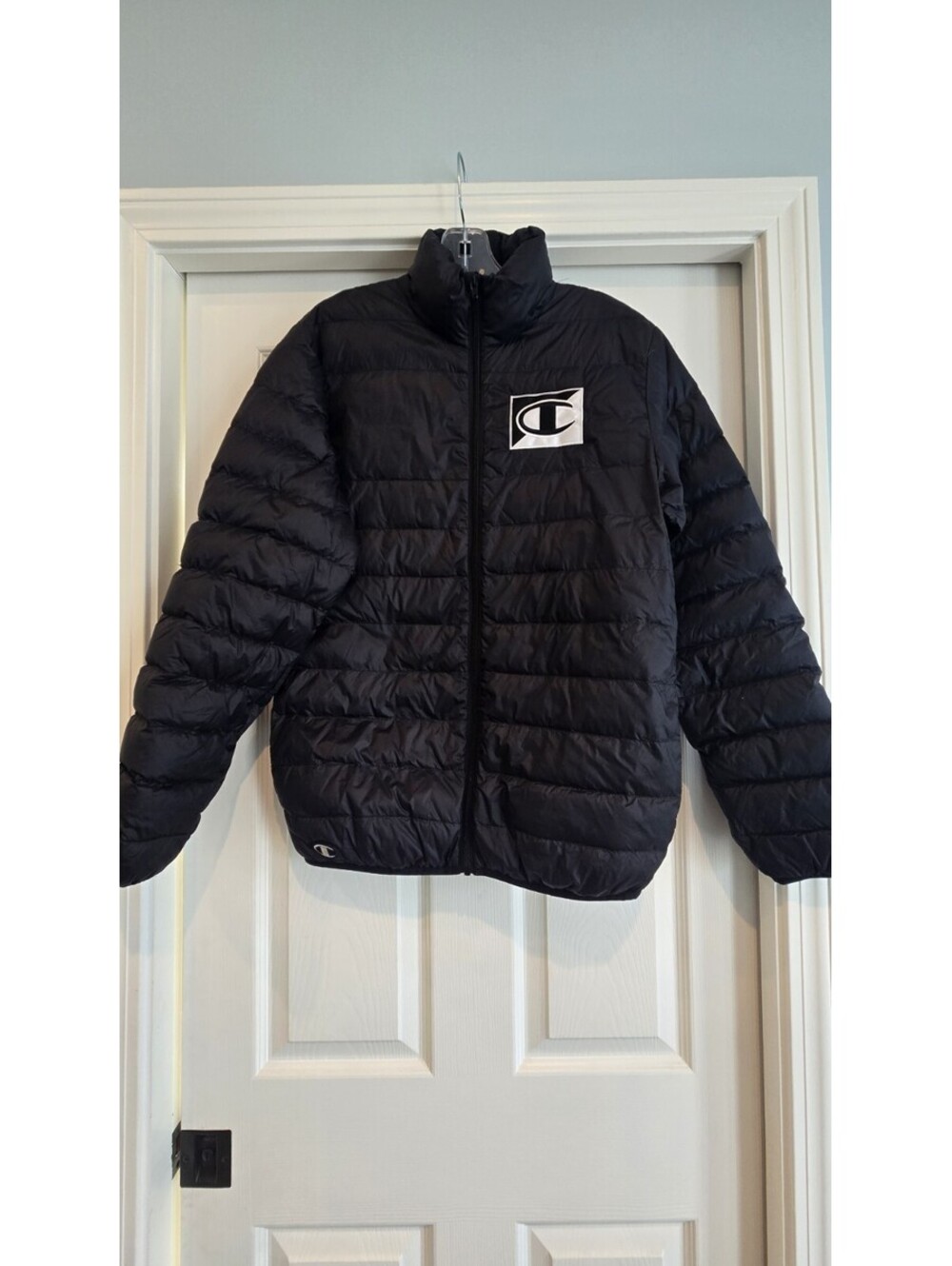 Champion Men's Puffer Jacket Black Size small S Mens Winter Fall